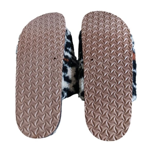Secret Treasures Double Buckle Plush Two-Band Slide Sandals Size 11 Leopard Prin - Picture 8 of 8